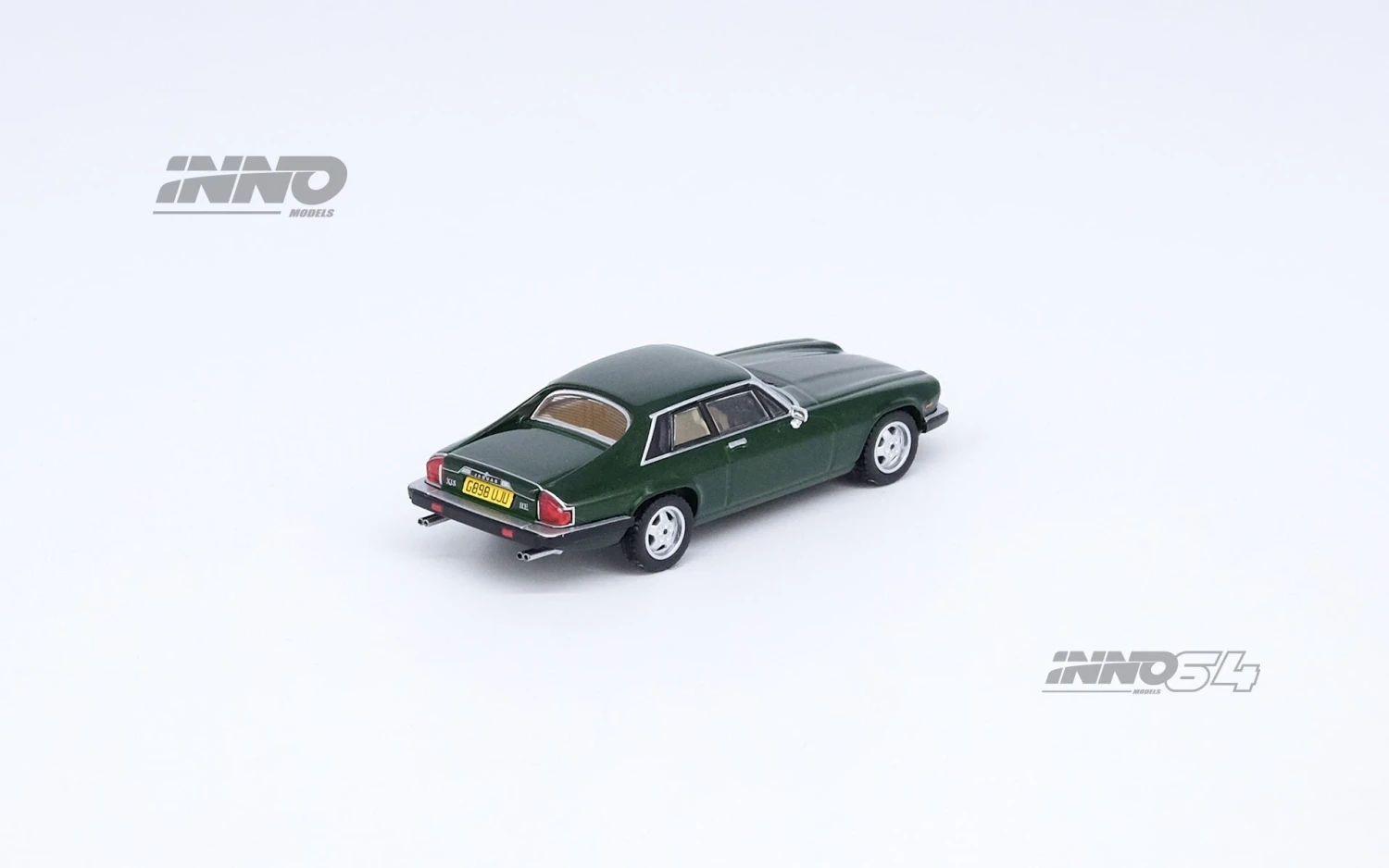 INNO64 1:64 Jaguar XJ-S In British Racing Green 4 INNO64 1:64 Jaguar XJ-S In British Racing Green - Image 2