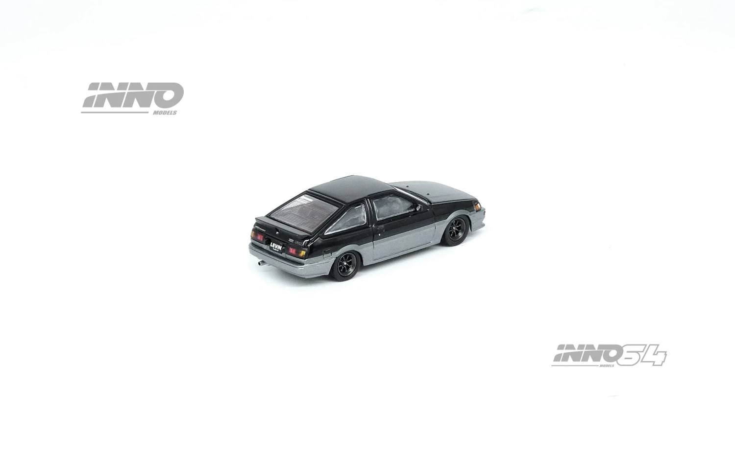 INNO64 1:64 Toyota Corolla Levin AE86 In Black & Grey 5 INNO64 1:64 Toyota Corolla Levin AE86 In Black & Grey - Image 3